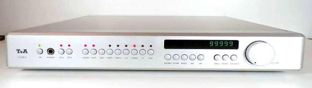 T+A R 1220 R im Kundenauftrag für 825,- Euro T+A R 1220 R im Kundenauftrag für 825,- Euro