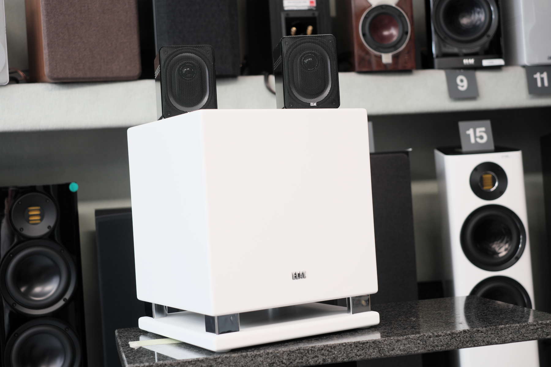 ELAC sub 2030 2.1 Set mit 2x Elac BS 302 schwarz