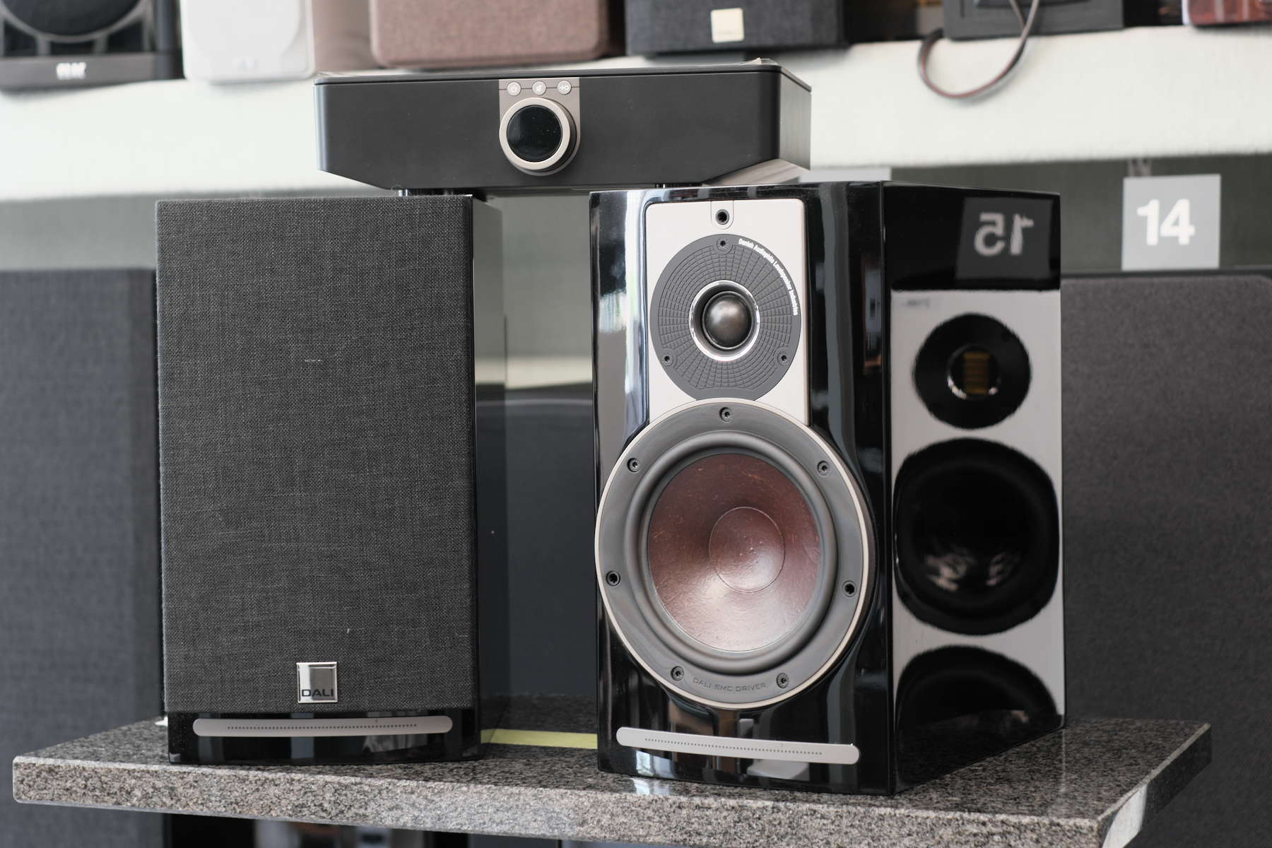 DALI RUBICON 2 C + SOUNDHUB